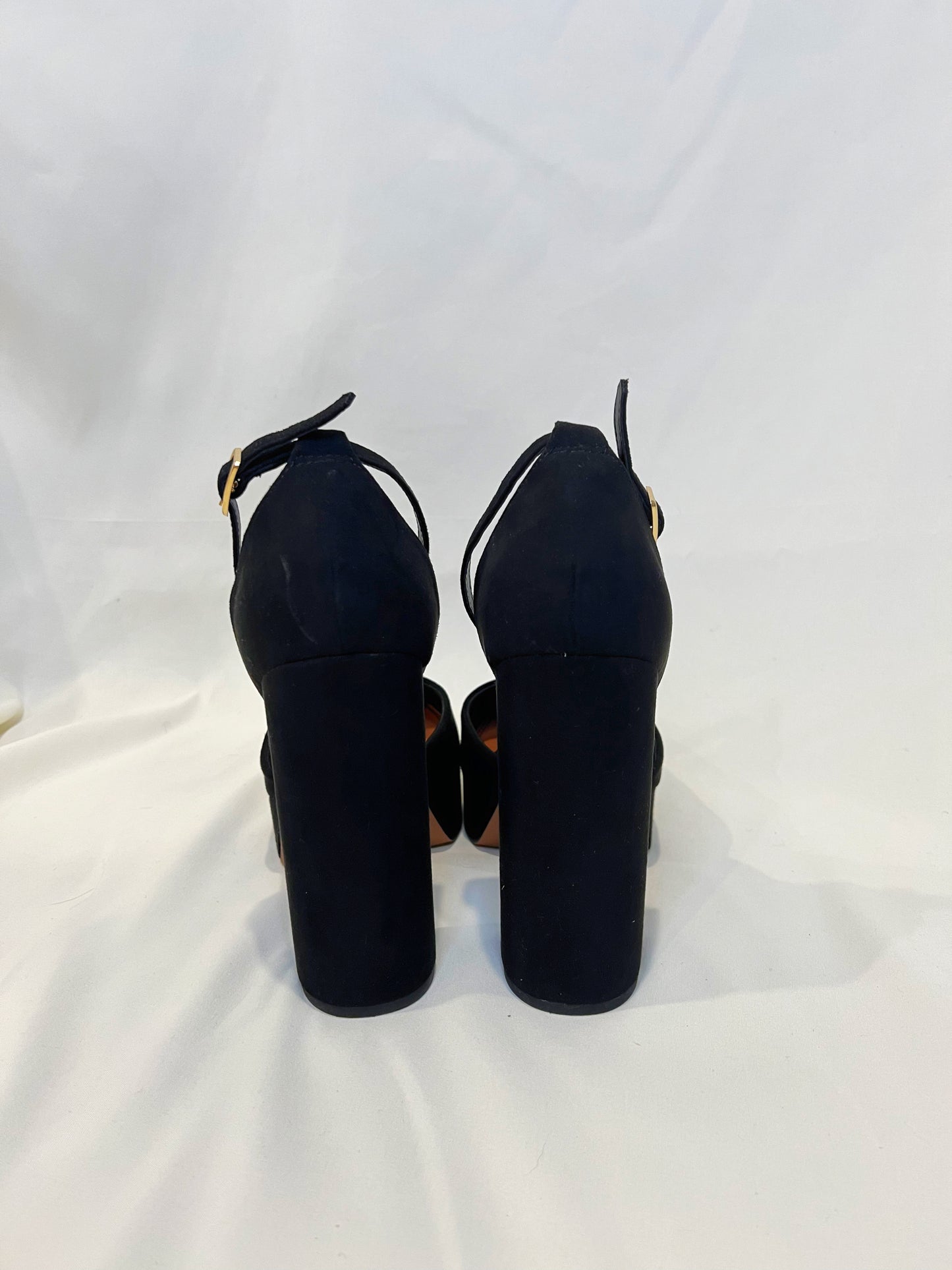Chunky Heel | $28